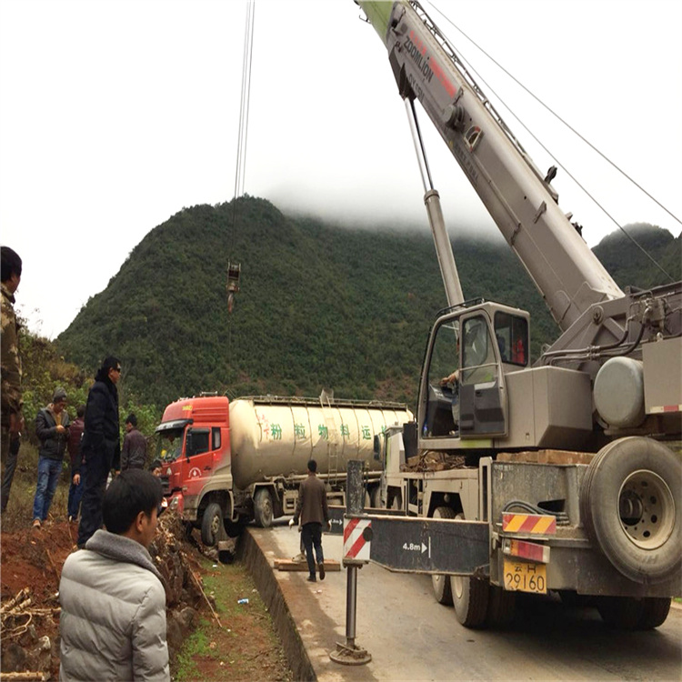 济源吊车道路救援24小时